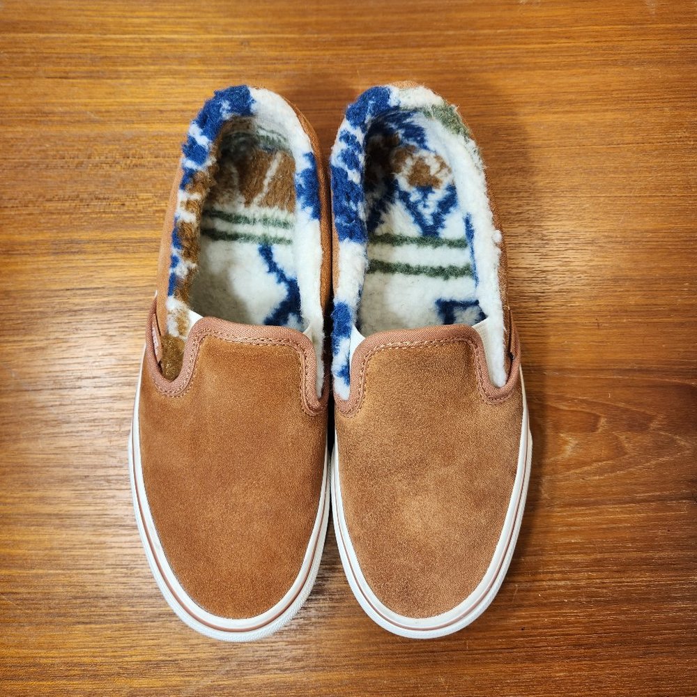 VANS Tan Lined Suede Classic Slip-On Shoes Men (3.5)/ Women (5.0)